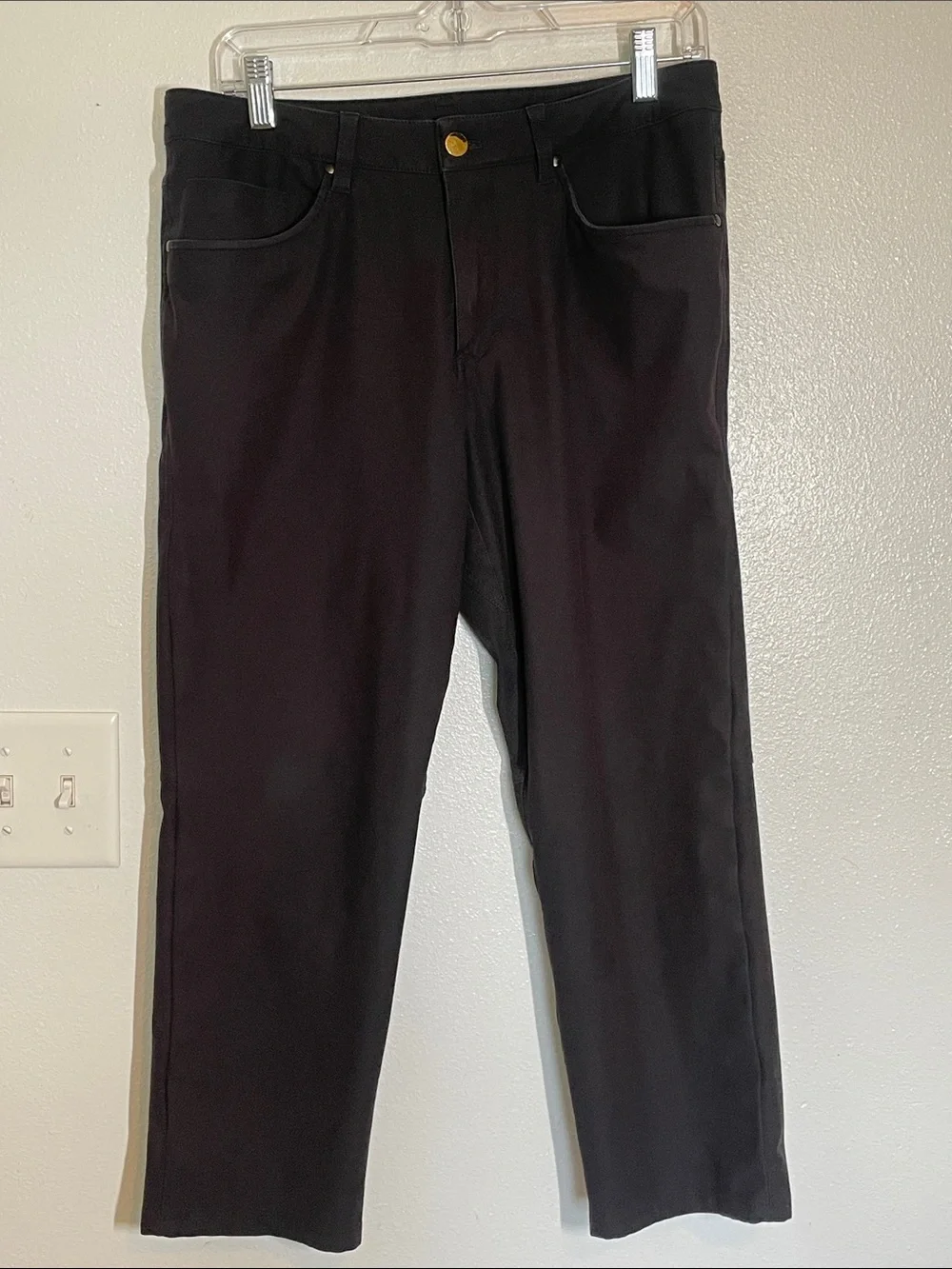 lululemon athletica Black Cropped Straight-Leg Pants